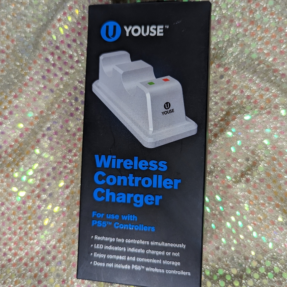 Charger dock for ps 5 wireless controllers